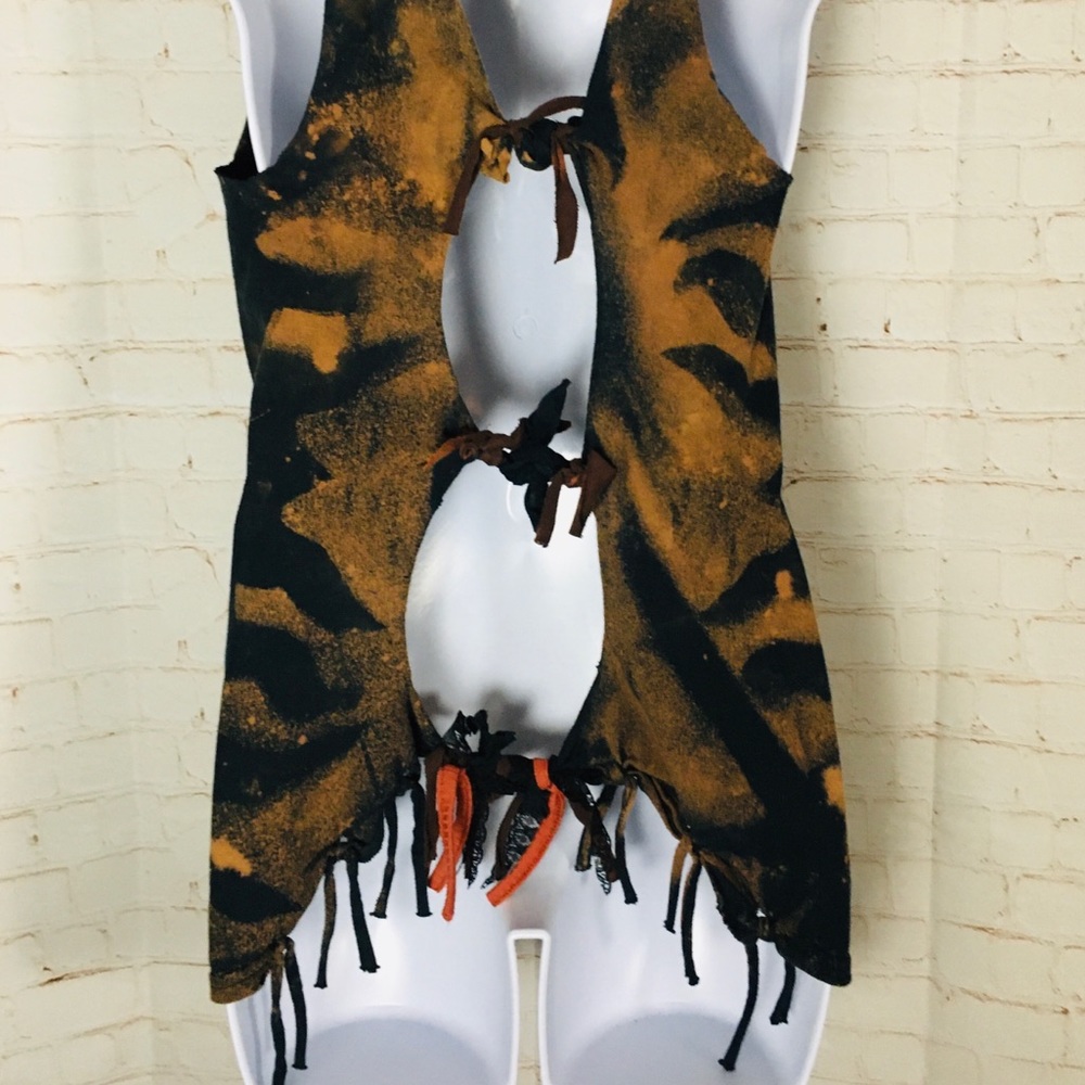 ✝️ Open Back Cross Tank💟 - Picture 4 of 16